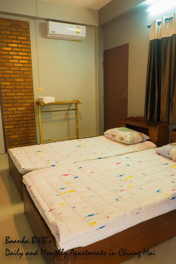 Baan Ha Guest House Chiang Mai Bagian luar foto